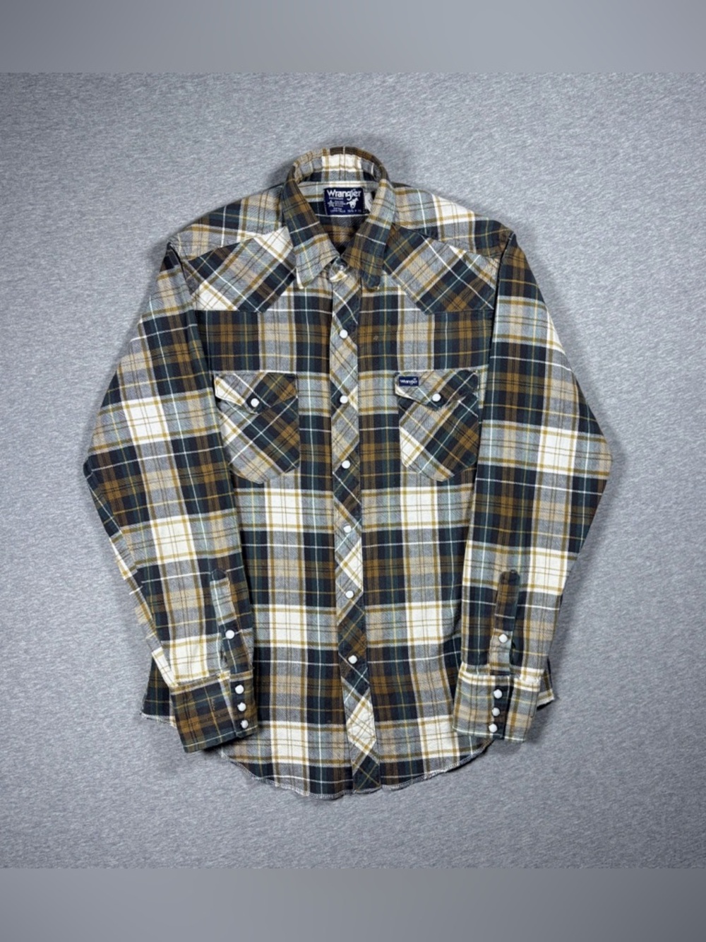 Vintage Wrangler Pre Shrunk Pearl Snap Plaid Flannel Shirt Men’s L Western 80s
